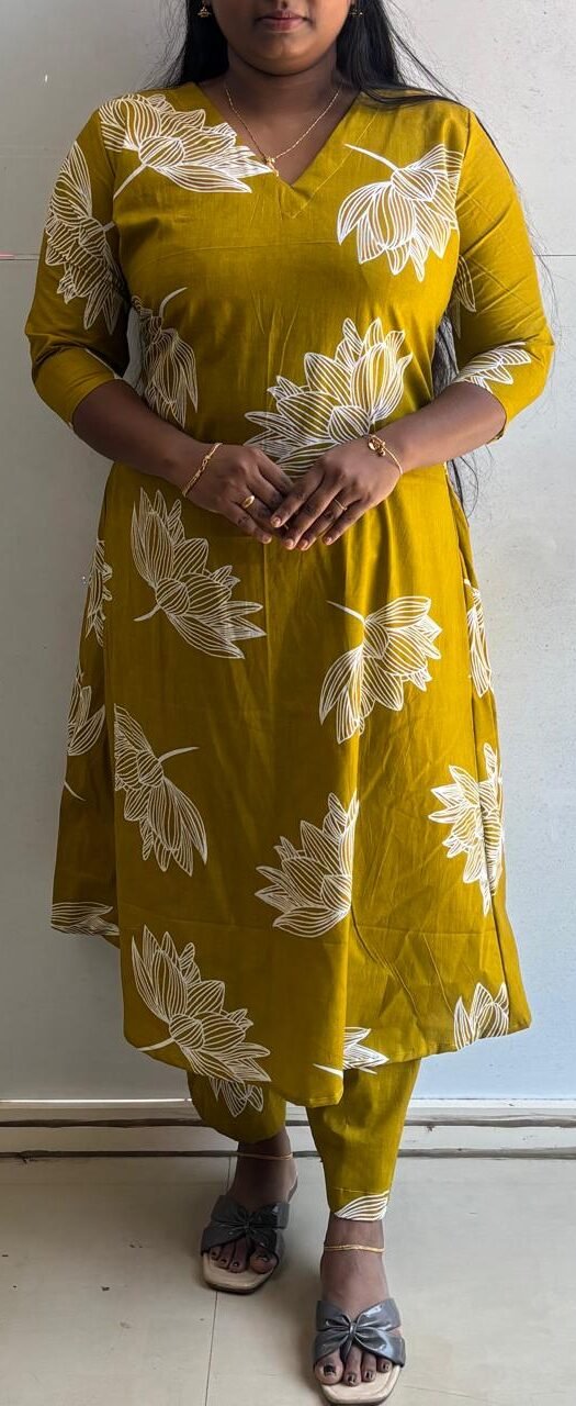 WhatsApp Image 2025-12-29 at 12.02.02 PM(1) A Line Top Plus Bottom Y - Image 1