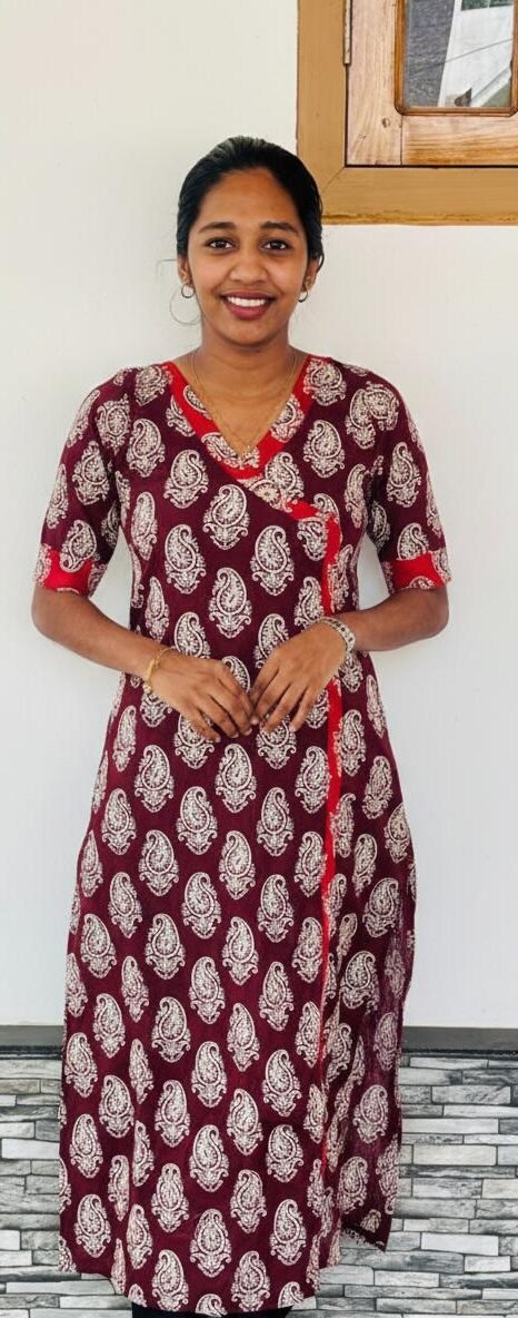 WhatsApp Image 2026-02-16 at 1.59.25 PM Slitted Top maroon m - Image 1