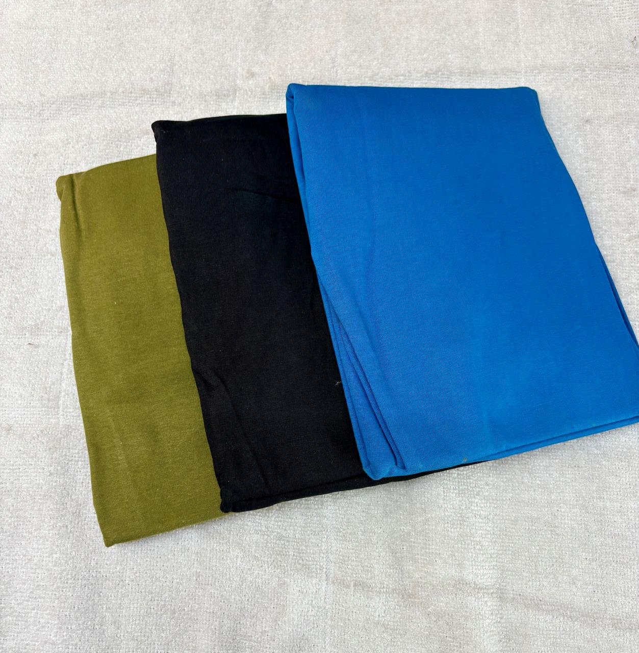 WhatsApp Image 2026-03-04 at 3.26.43 PM(1) Leggins 3(olivegreen-black-blue) - Image 1