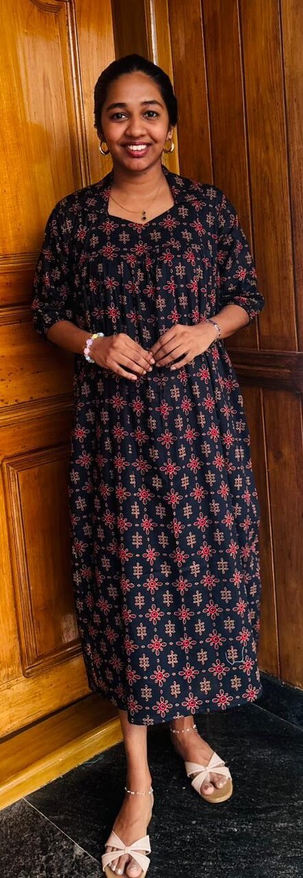 WhatsApp Image 2026-04-13 at 6.09.16 PM Kurthi-Blue - Image 1