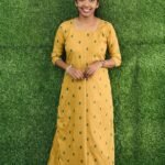 Slitted Top Plus Bottom-yellow(m)