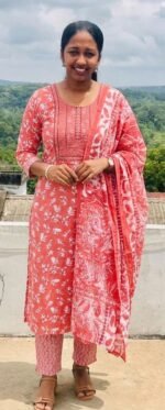 slited top bottom dupatta