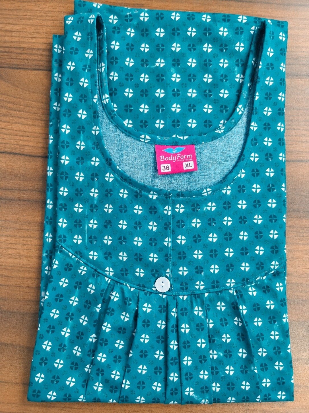 WhatsApp Image 2026-09-21 at 2.57.26 PM Light Pleated Nighty-Green(F) - Image 1