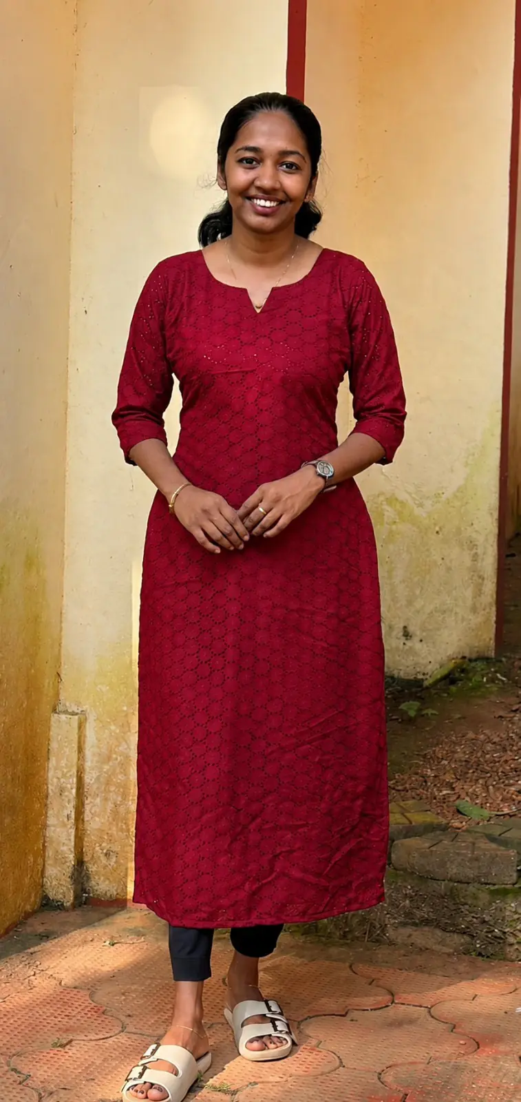 Slitted top-maroon - Image 1